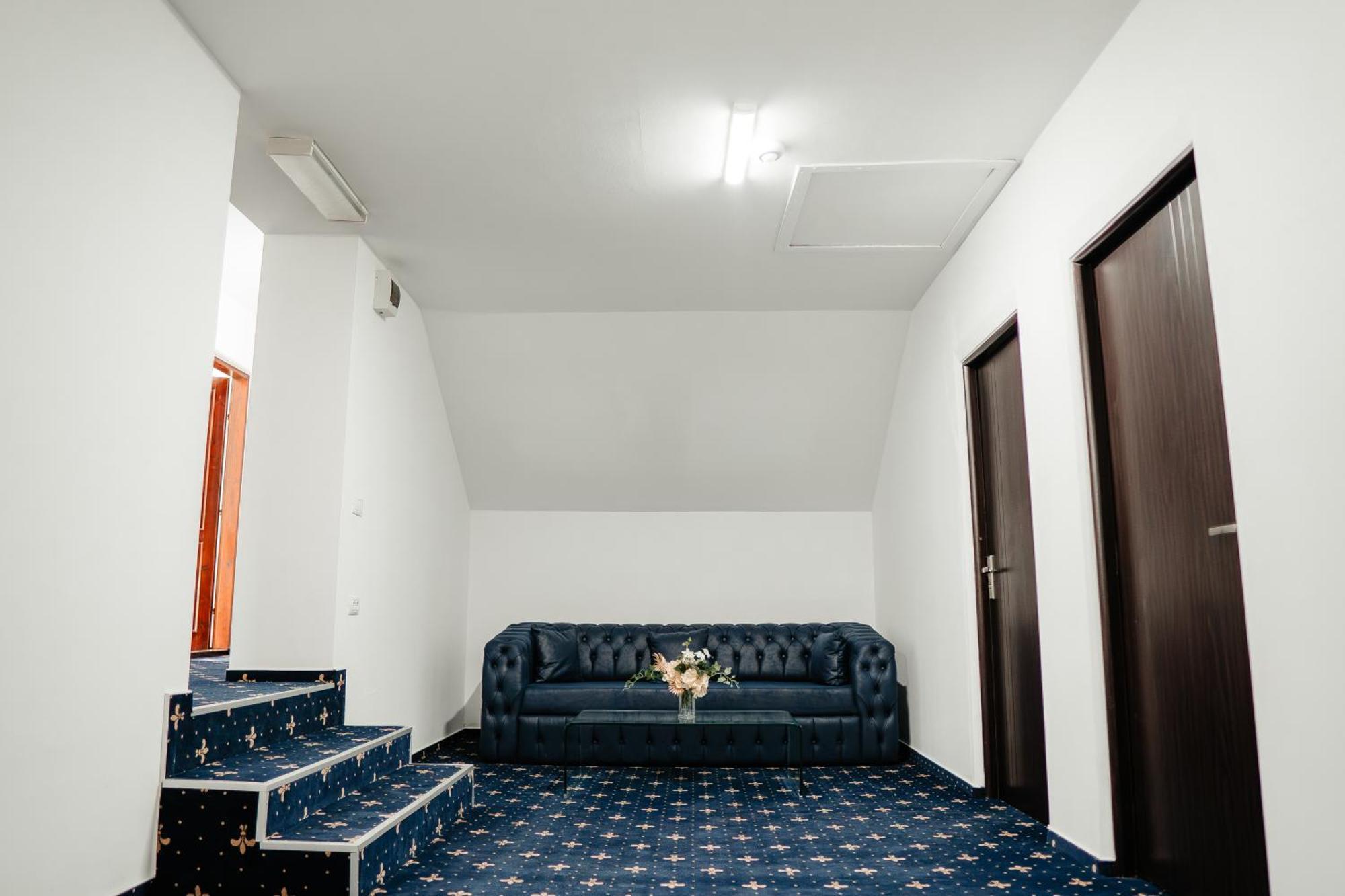 Pastravaria Ursu Vinatori-Neamt ภายนอก รูปภาพ